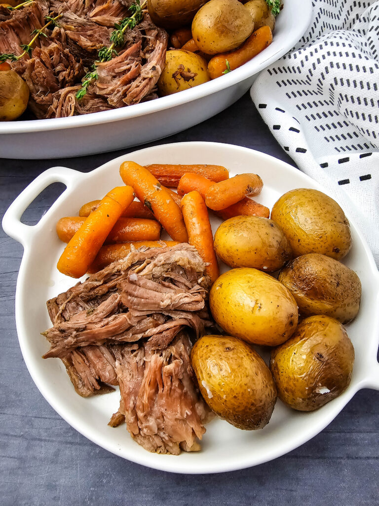 Easy Slow Cooker Chuck Roast with Potatoes and Carrots